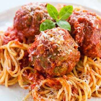 Pasta with Beef Meatballs